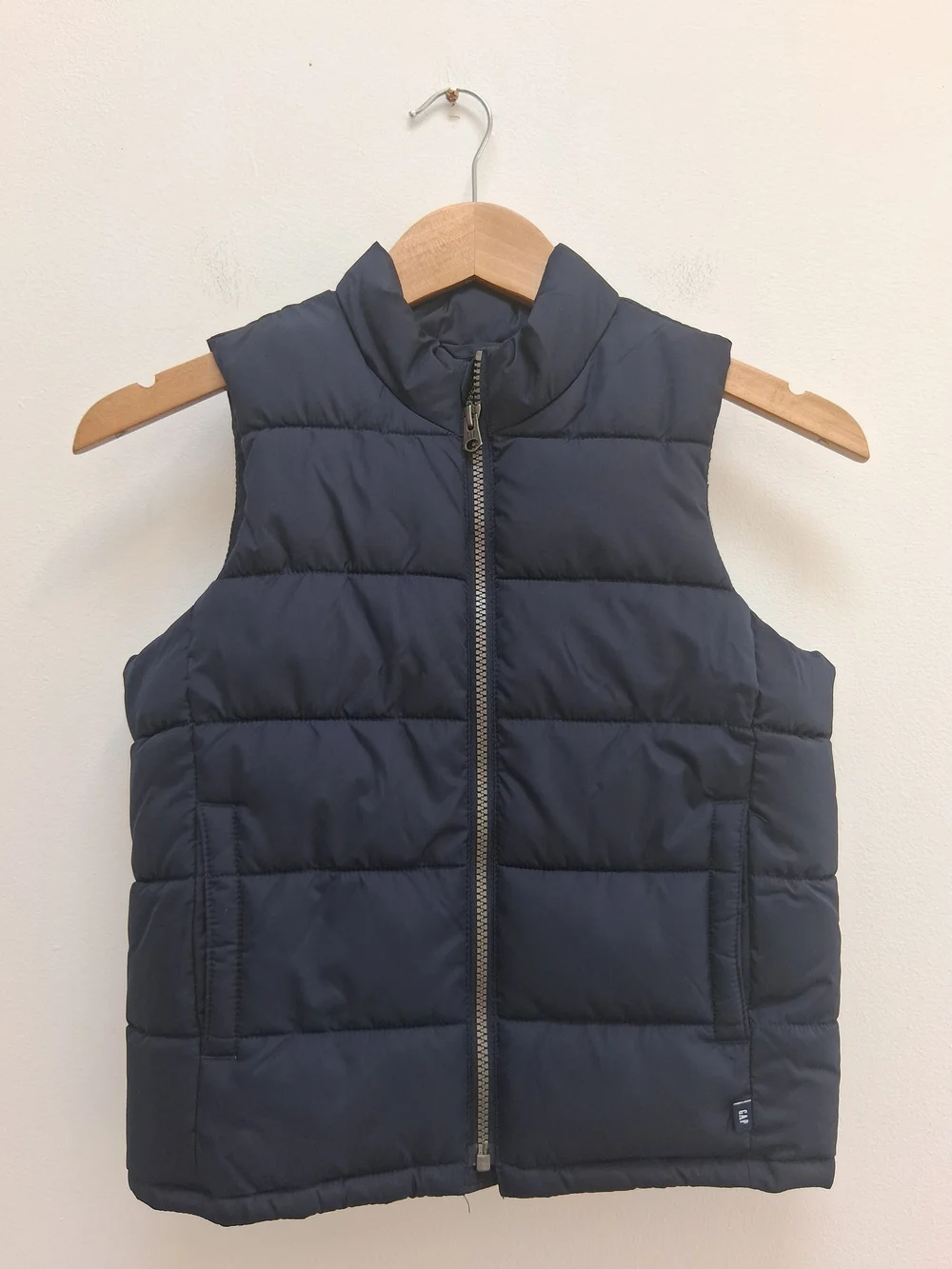 Gap Kids Navy Puffer Vest  Boy's Size Small 6-7 Years Cold Control School Fall